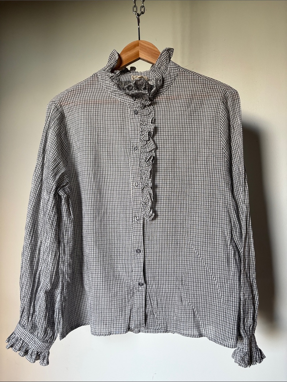 Aaron&Amber Ruffle-Front Button-Down Top in Black and White Gingham Size L